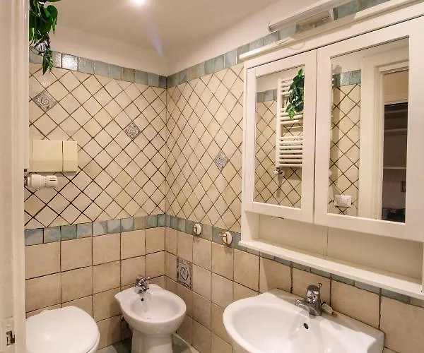 Apartment Charming Vatican Largeapt By Yh Rom